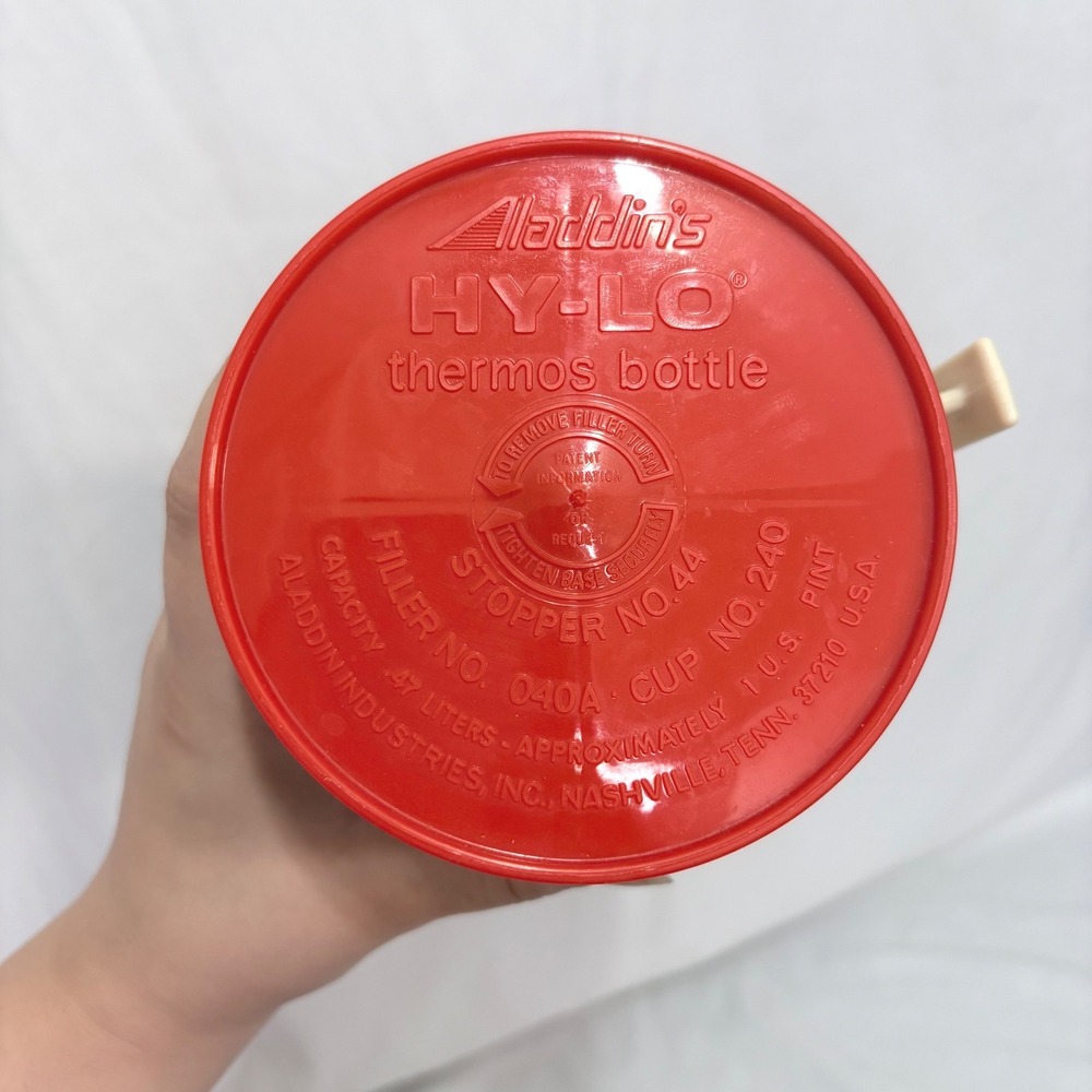 Vintage Aladdin Hy-Lo Thermos 1 Pint Red Cream Ribbed Handle No 44 Stopper - Picture 6 of 6